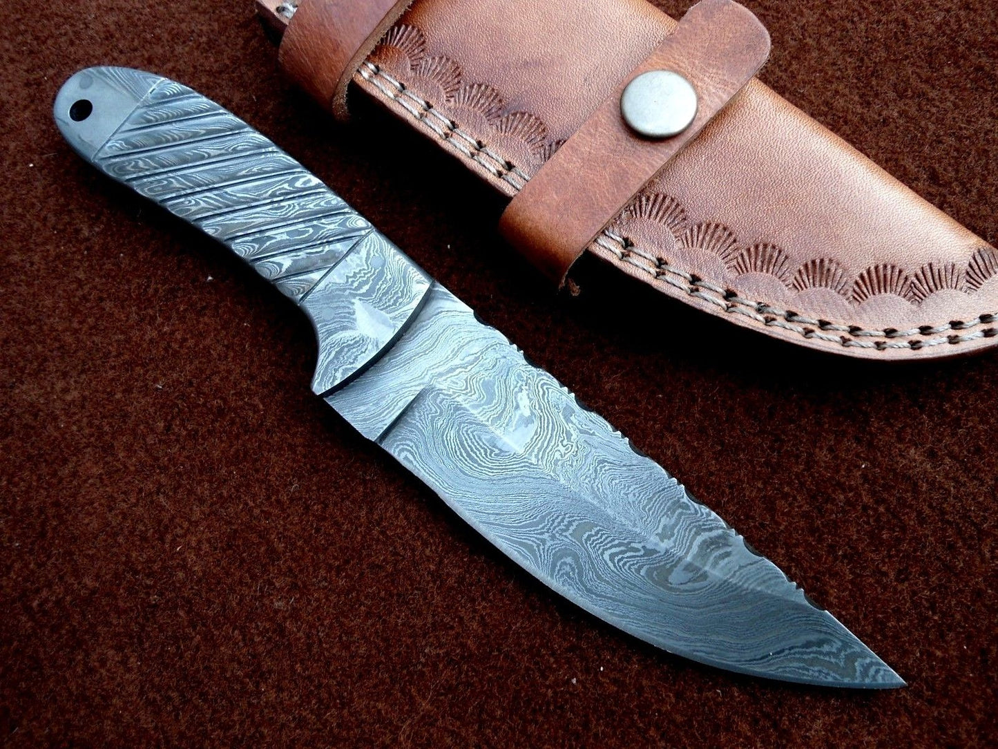 Custom Handmade Full Damascus Steel Skinning Knife