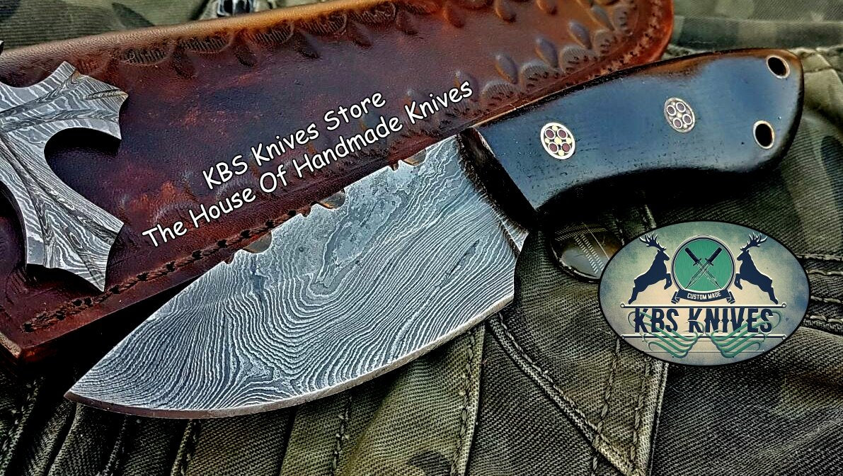 Custom Handmade Damascus Steel Skinning Knife