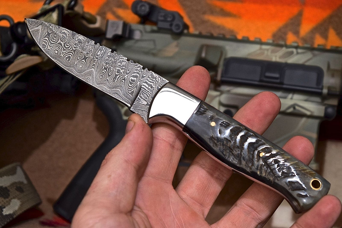 Damascus steel skinning knife