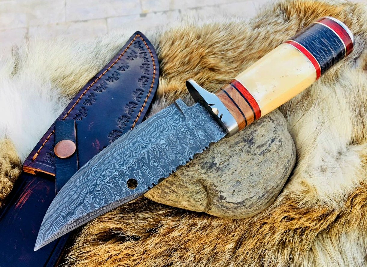 Custom Handmade Big Hunting Knife with Damascus Steel Blade