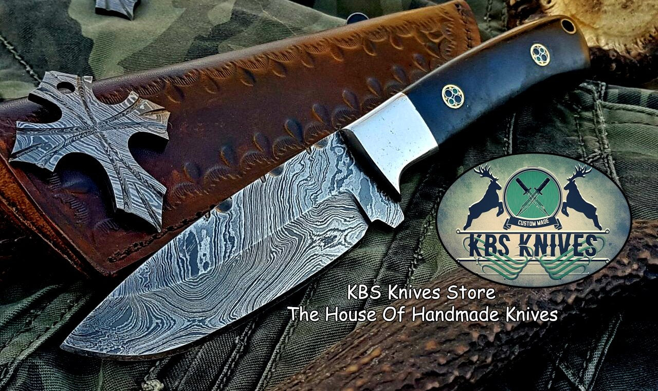 Custom Handmade Damascus Steel Hunting Skinning Camping Knife
