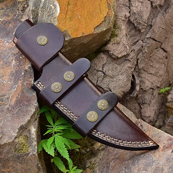 Masterpiece in Steel: 10-inch Damascus Hunting Knife with Rosewood Handle and Leather Sheath - KBS Knives Store