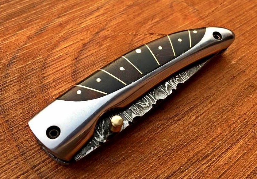 Everyday Carry Damascus Steel Pocket Knife - Buffalo Horn Charm