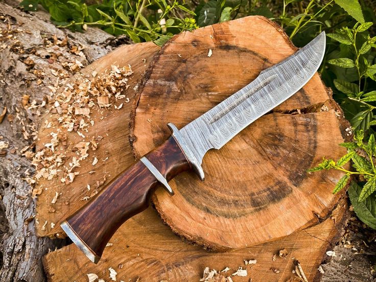 14-Inch Twist Damascus Steel Hunting Bowie Knife | Handcrafted with Rosewood Handle & Leather Sheath | KBS Knives