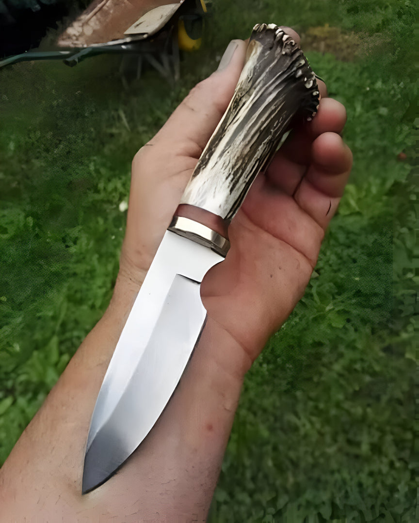 Hunter Knife – 9" D2 Steel Blade with Antler Horn Handle & Brass Guard