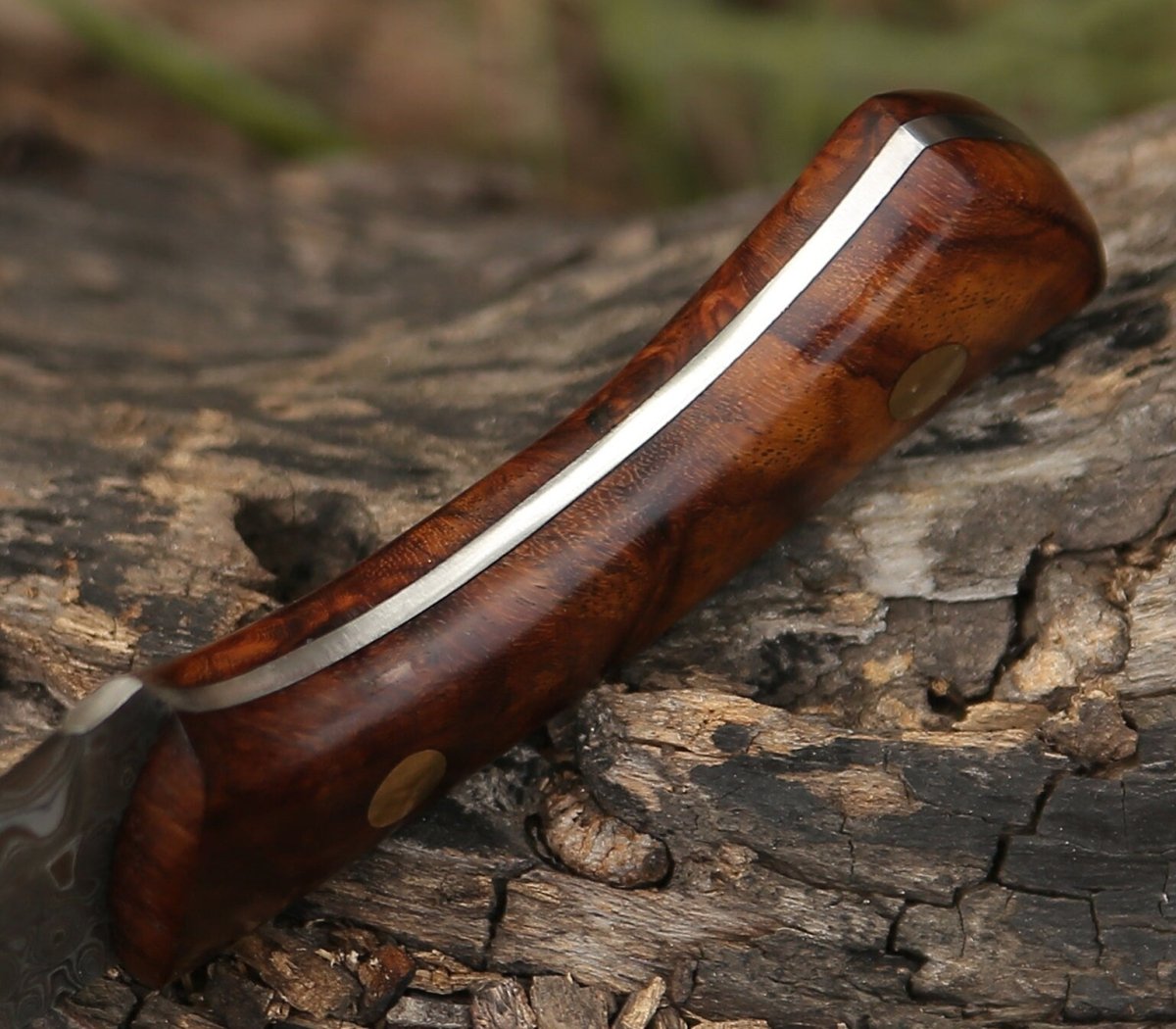 Virtue Damascus Hunting Knife Fixed Blade with Exotic Rose Wood Handle