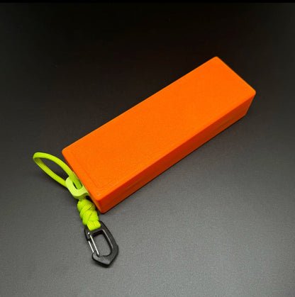 Micro Fishing Rig & Bobber Box – Holds 12 Rigs + Float Storage