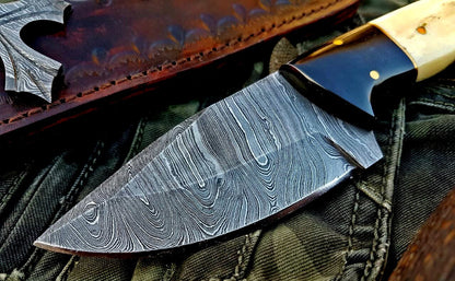 Custom Handmade Damascus Steel Skinner Knife