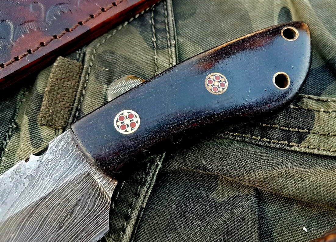 Custom Handmade Damascus Steel Skinning Knife