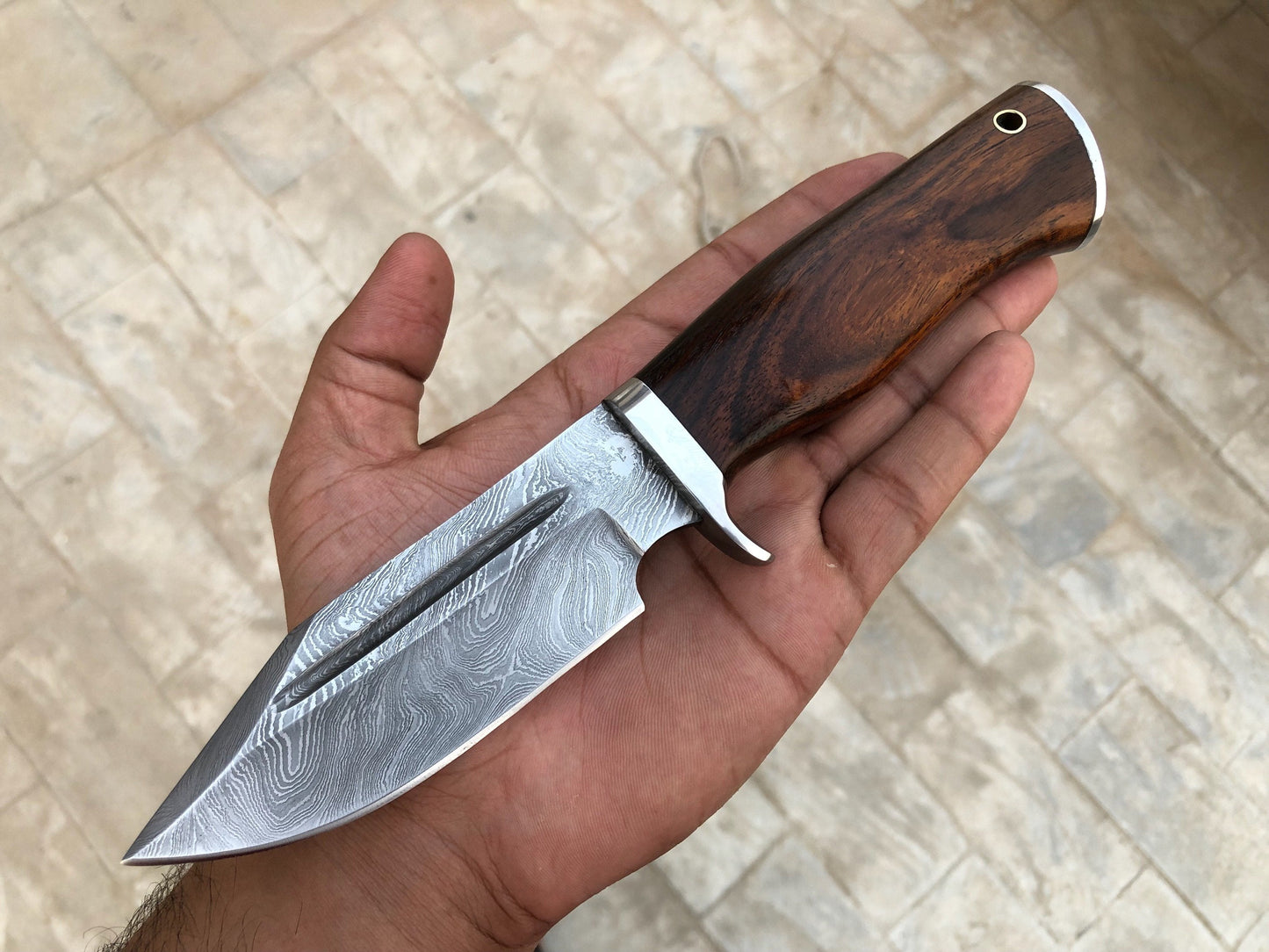 Handcrafted Custom Hunting Knife with Damascus Steel Blade