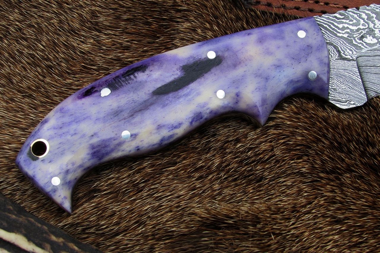 Handmade Damascus Skinning Knife