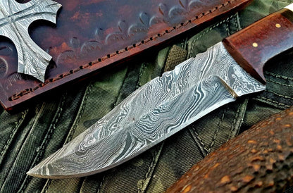 Custom Handmade Damascus Steel Skinning Hunting Knife