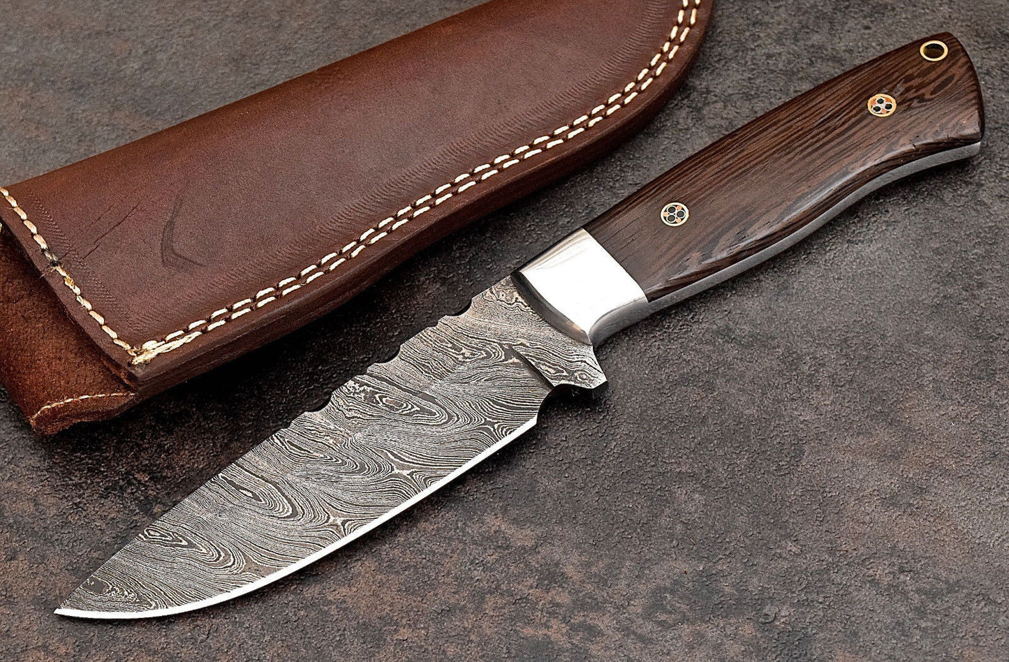 Custom Handmade Damascus Steel Skinning/Camping/Hunting Knife
