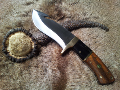 Fixed Blade Guthook Knife - 1095 High Carbon Steel & Rosewood/Buffalo Horn Handle
