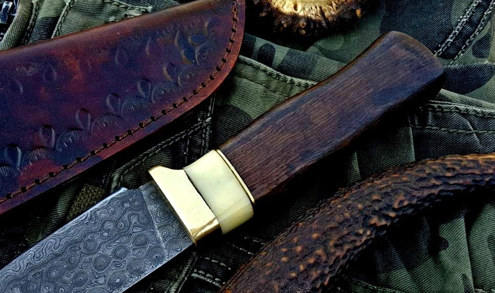 Custom Handmade Damascus Steel Hunting Skinning Hunting Knife