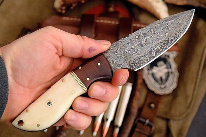 Custom Handmade Damascus Deer Skinning Knife – Rosewood & Bone Handle, 8.5" with Leather Sheath