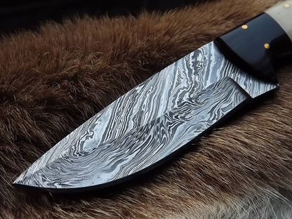 Custom Handmade Twister Damascus Steel Hunting Skinning Knife