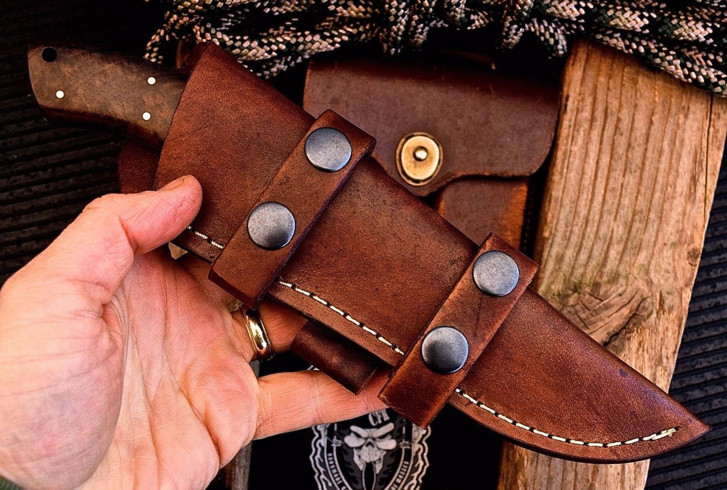 Custom Handmade Damascus Steel Hunting Knife with Rosewood Handle