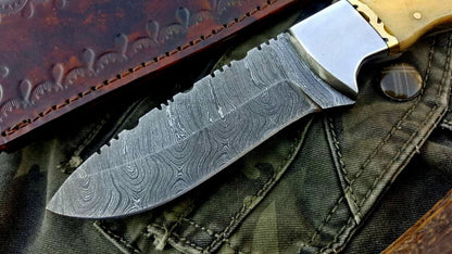 Custom Handmade Damascus Steel Hunting Skinning Camping Knife