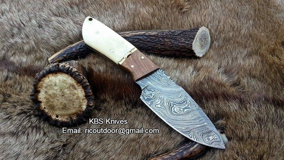 Custom Handmade Lamb Skinner Knife – Damascus Steel with Bone & Rosewood Handle