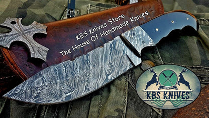 Custom Handmade Damascus Steel Hunting Skinning Knife