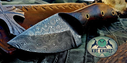 Custom Handmade Damascus Steel Hunting Skinning Knife