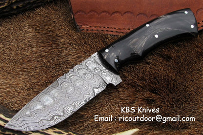 Hand Made Damascus Skinning Knife