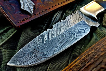 Custom Handmade Damascus Steel Hunting Skinning Camping Knife