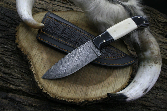 Custom Handmade Damascus Steel Hunting/Skinning Knife