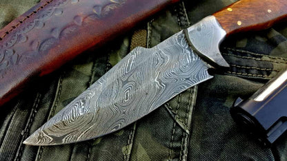 Custom Handmade Damascus Steel Hunting Skinning Camping Knife