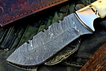 Custom Handmade Damascus Steel Hunting Skinning Camping Knife