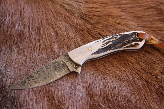 Custom Handmade Damascus Steel EDC Knife With ELK Horn