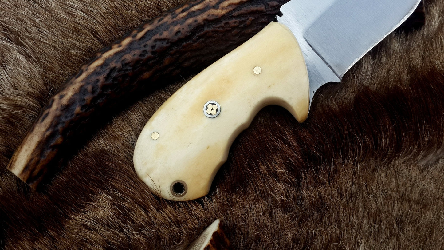 Compact D2 Steel Field Dressing Deer Skinning Knife – 6.5 Inch Blade with Bone Handle