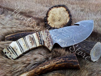Deer Guthook Knife - Custom Damascus Steel Blade & Antler Horn Handle