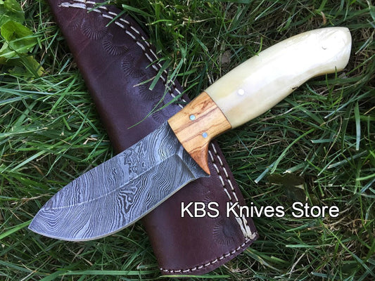 Custom Handmade Damascus Steel Skinning/Hunting Knife
