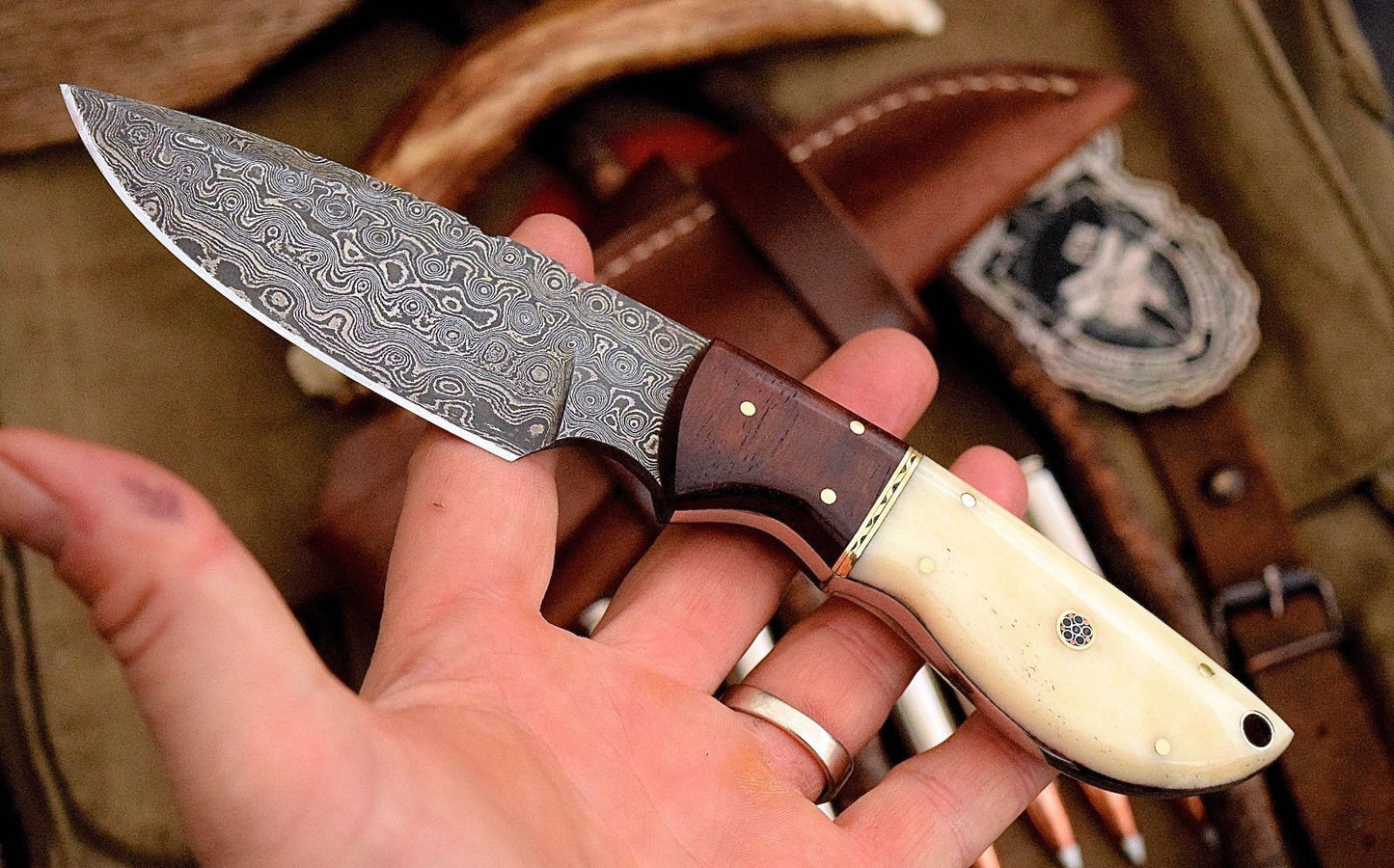 Custom Handmade Damascus Deer Skinning Knife – Rosewood & Bone Handle, 8.5" with Leather Sheath