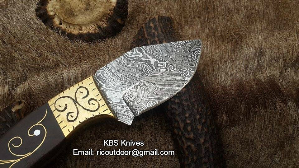 Custom Handmade Skinner Blade with Engraved Rosewood Handle