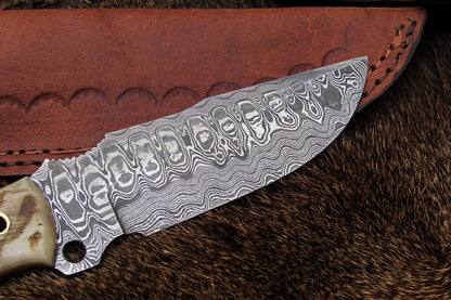 Handmade Damascus Skinning Knife