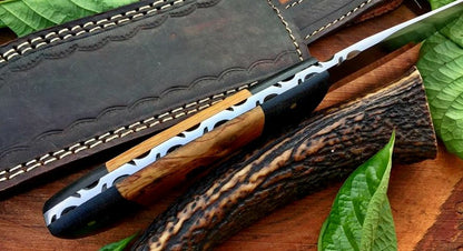 Full Tang Custom Handmade D2 Steel Hunting Camping Knife