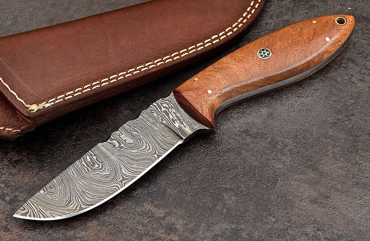 Custom Handmade Damascus Steel Skinning/Camping/Hunting Knife