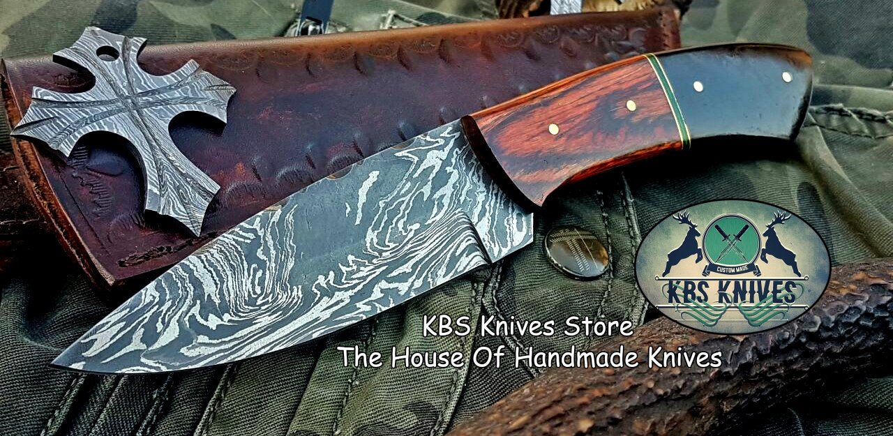 Custom Handmade Damascus Steel Hunting Skinning Knife
