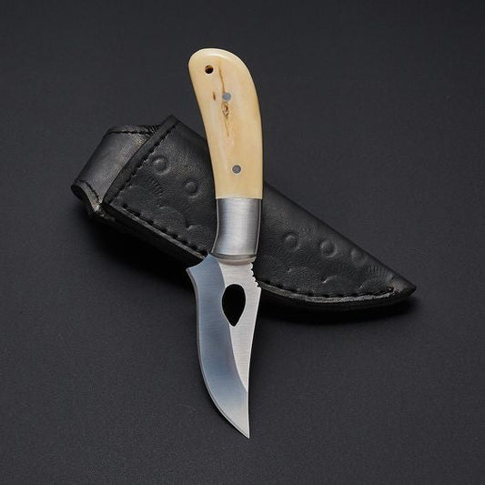 The Fieldmaster's Companion: 7.5-Inch Skinning Hunting Knife with Full Tang D2 Steel Blade, Bone Handle, and Steel Bolster