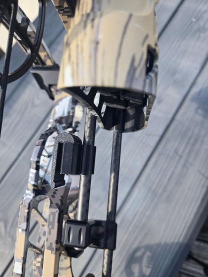Clip-on Archery Quiver Hanger
