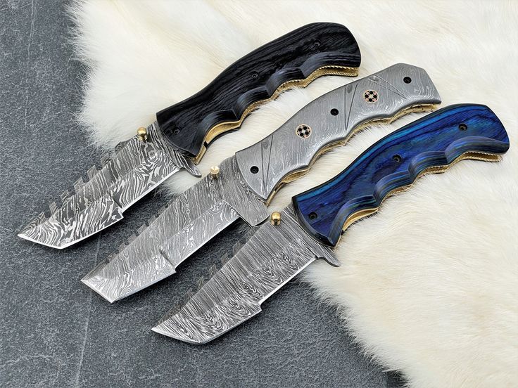 Tactical Urban Guardian Folding Pocket Knife – 8" Handmade Damascus Steel Blade, Pakka Wood Handle