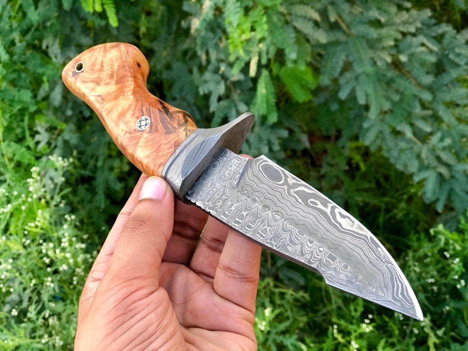 Custom Handmade Damascus Hunting knife