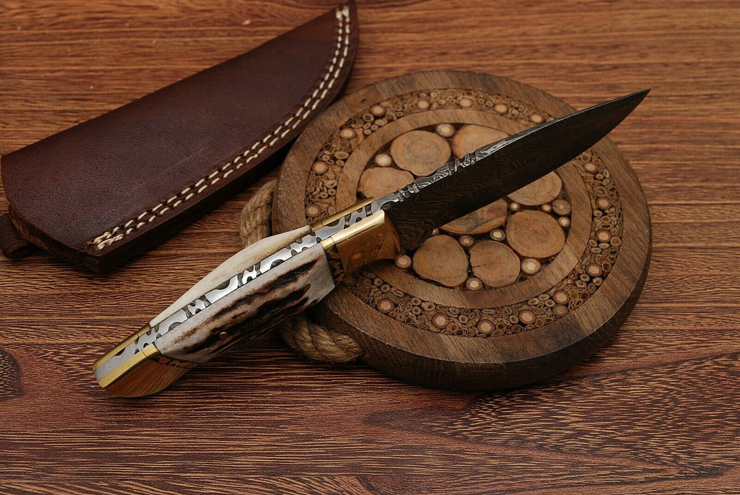 Natural Sambar Stag Horn-Brass Hunting Skinning Knife