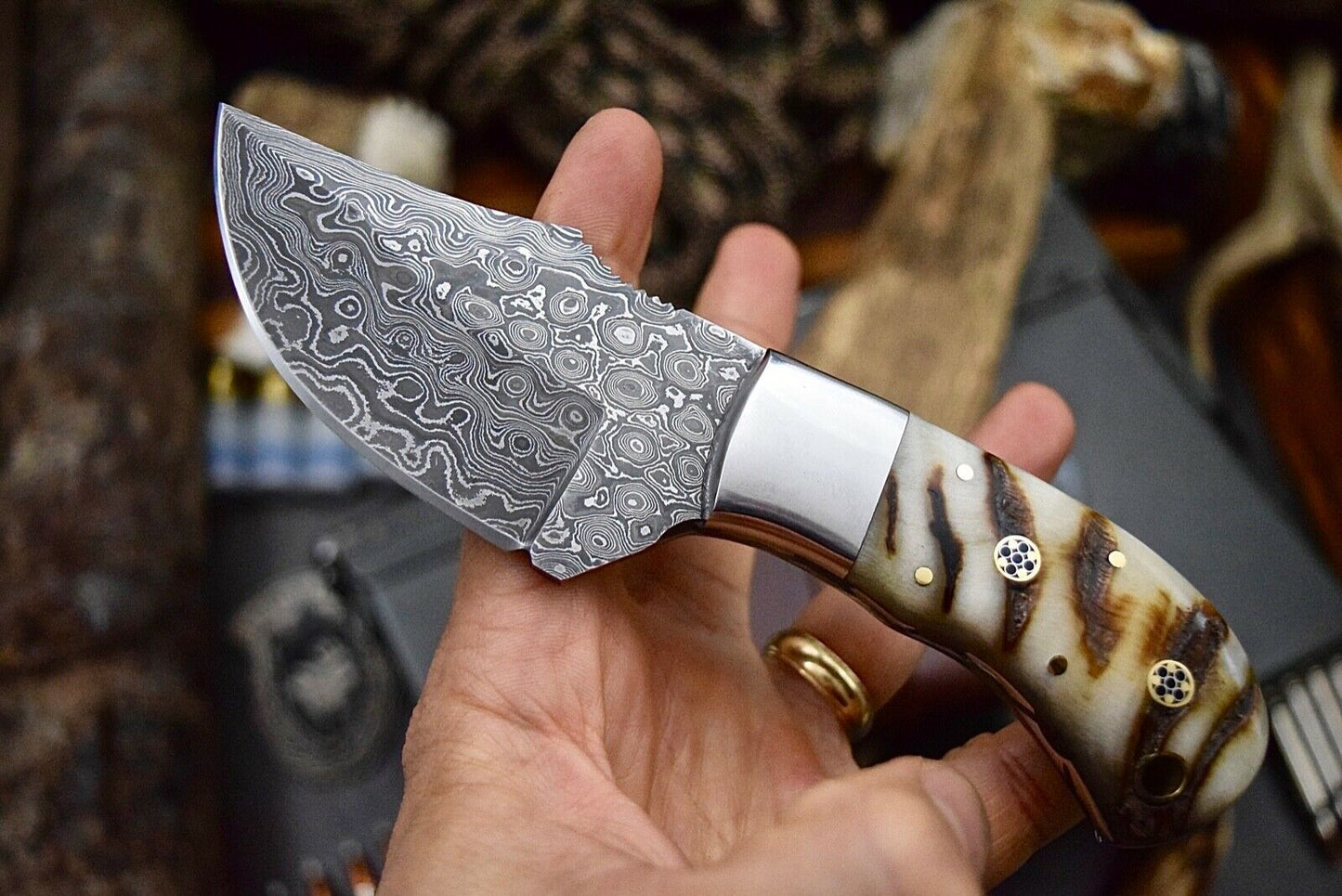 Custom Skinning Hunter’s Knife | Raindrops Damascus Steel Blade with Sheep Horn Handle | 7.2 Inches | Leather Sheath | KBS Knives