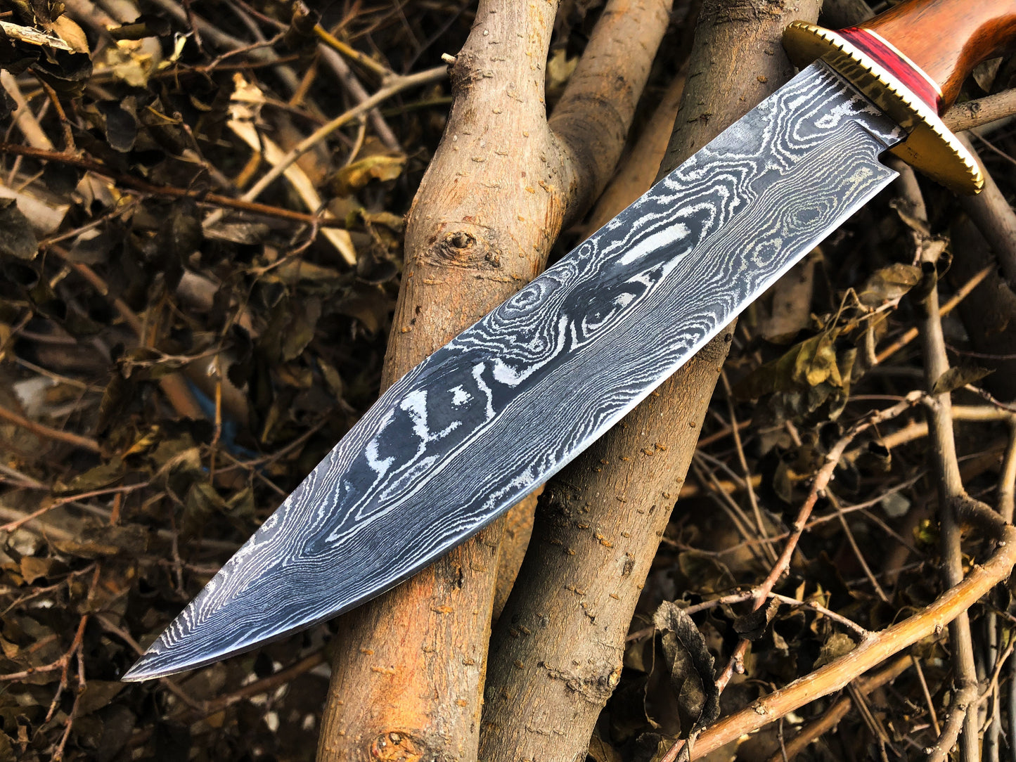 Real Bowie Knife for Sale – Custom Handmade Damascus Steel Blade with Walnut Wood Handle, Brass Guard & Leather Sheath | 14-Inch Hunting Knife – KBS Knives