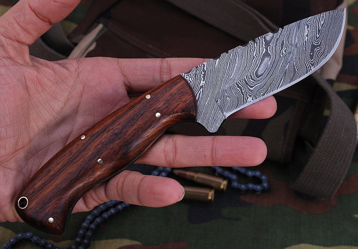 Damascus Hunting Skinning Knife