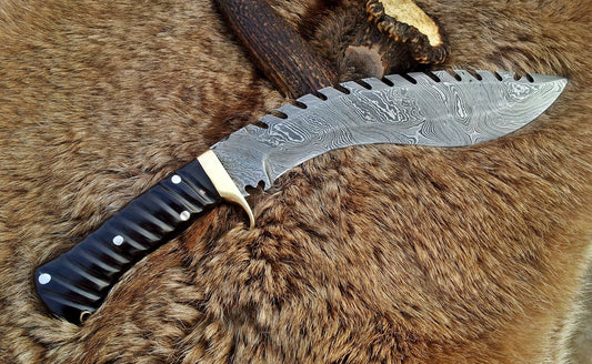 Damascus Kukri for Sale – 15" Buffalo Horn Handle